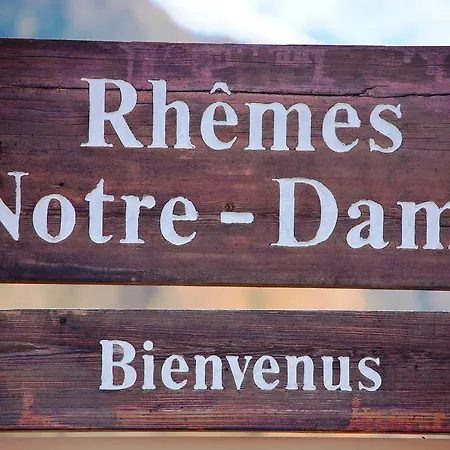 아파트 Gran Paradiso Notre Dame *